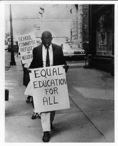 Pickets on August 6, 1963.